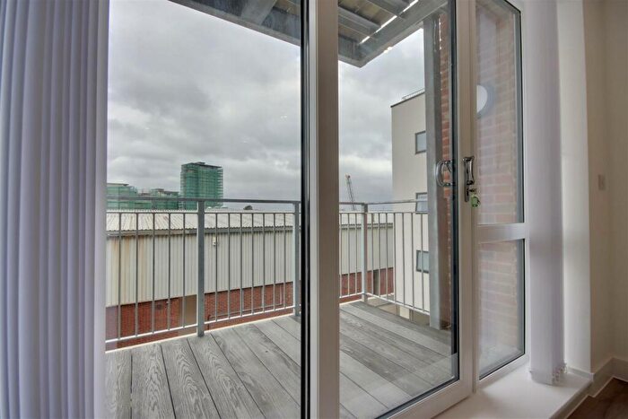 1 Bedroom Flat To Rent In Mumby Road, Gosport, PO12