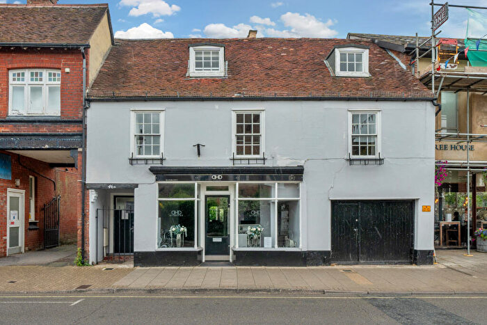 3 Bedroom Flat To Rent In St. Thomas Street, Lymington, SO41