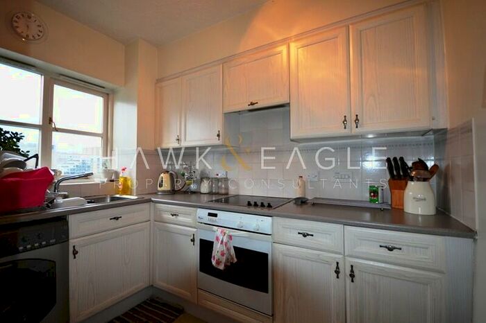 2 Bedroom Flat To Rent In Wheat Sheaf Close, London, Greater London., E14