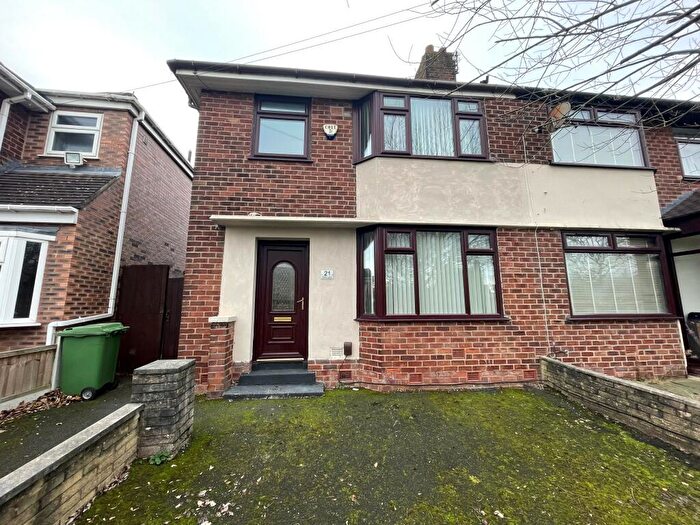 3 Bedroom House To Rent In Score Lane, L16