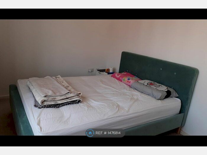 3 Bedroom Semi-Detached House To Rent In Crewe, Crewe, CW1