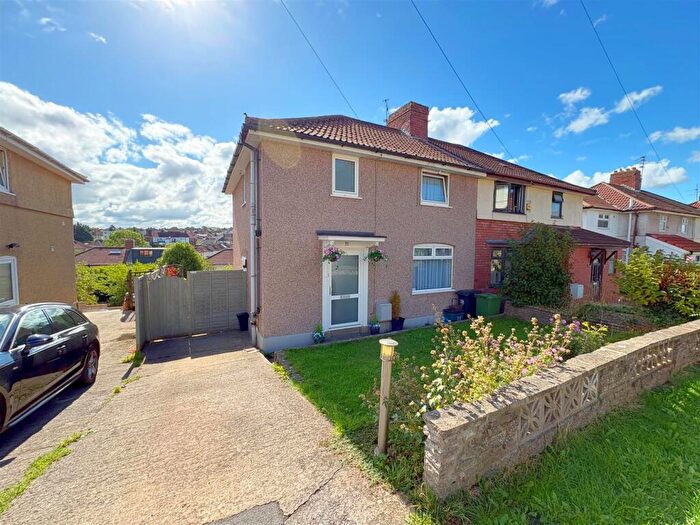 3 Bedroom Semi Detached House For Sale In Ponsford Road, Bristol, BS4