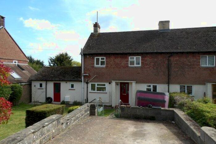 3 Bedroom Property To Rent In Rother View, Robertsbridge, TN32
