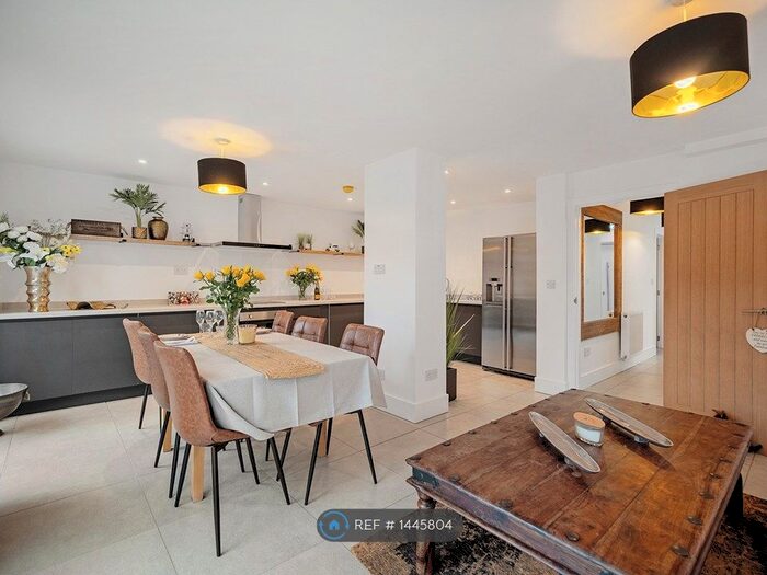 1 Bedroom Property To Rent In Haddon Road, Leamington Spa, CV32