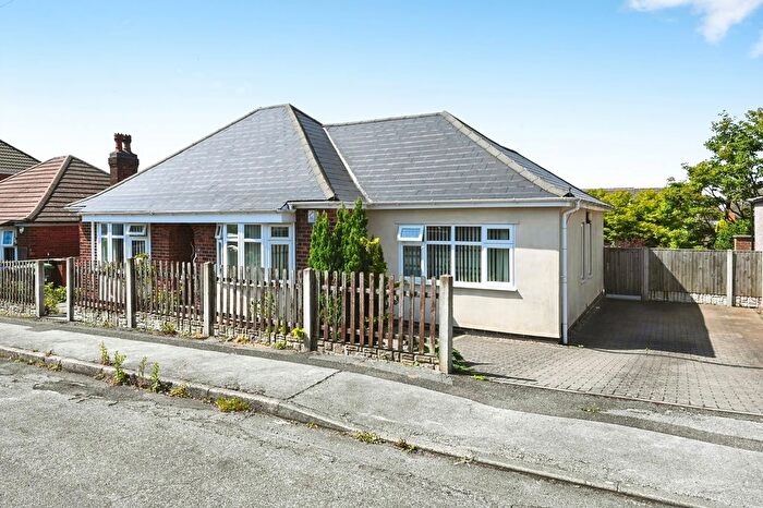 3 Bedroom Detached House For Sale In Bourne Avenue, Kirkby-In-Ashfield, Nottingham, Nottinghamshire, NG17
