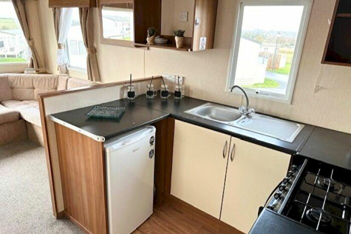 2 Bedroom Caravan For Sale In Harts Holiday Park, Leysdown Road, Isle Of Sheppey, Kent, ME12
