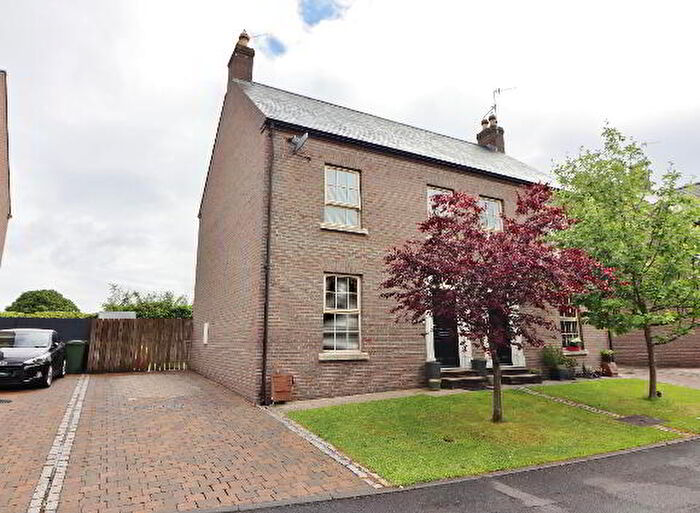 3 Bedroom Semi-Detached House For Sale In Derry Park Lane, Lurgan, BT66