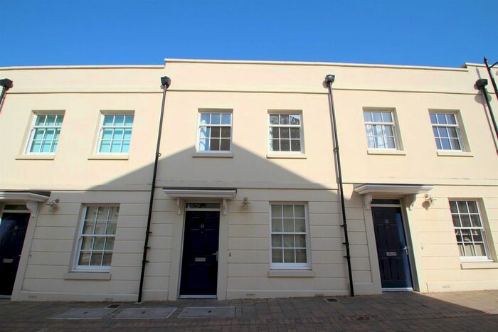 2 Bedroom Terraced House To Rent In Beagle Road, Plymouth, PL1