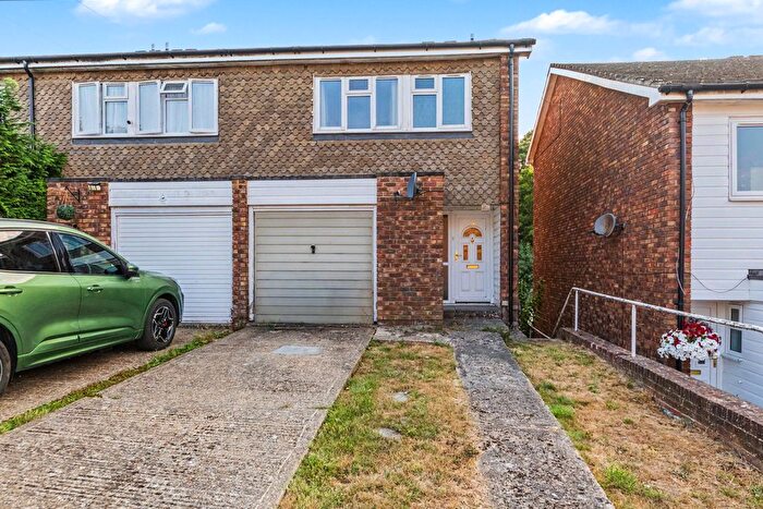 2 Bedroom End Of Terrace House For Sale In Sandhurst Close, Tunbridge Wells, TN2