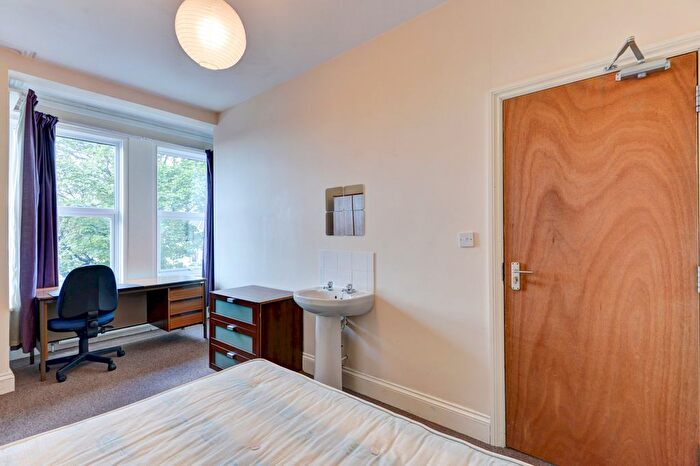 7 Bedroom Semi-Detached House To Rent In Ditchling Road, Brighton, BN1