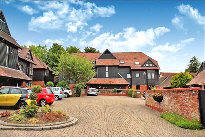 1 Bedroom Retirement Property To Rent In Palace Gate, Odiham, Hook, Hampshire, RG29