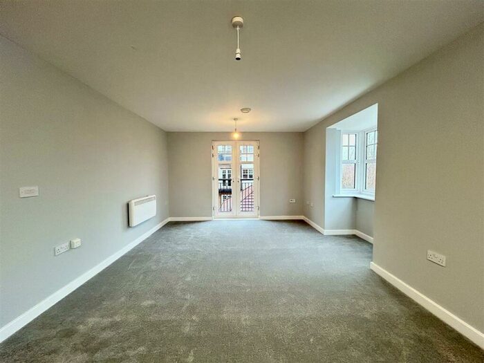 2 Bedroom Apartment To Rent In Lowe Drive, Letchworth Garden City, SG6