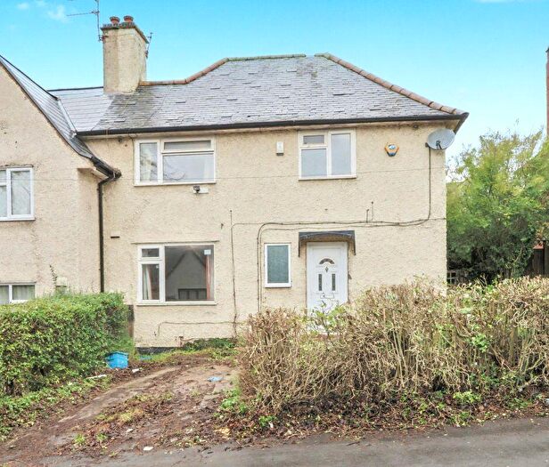 3 Bedroom Semi-Detached House For Sale In Serlby Rise, Nottingham, NG3