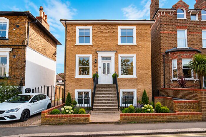 2 Bedroom Flat To Rent In Woodlands Road, Isleworth, TW7
