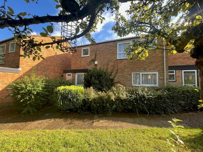 4 Bedroom End Of Terrace House To Rent In Chapel Wood, New Ash Green, Longfield, DA3