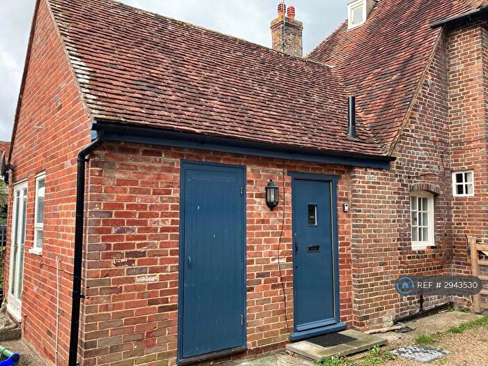 1 Bedroom Flat To Rent In Pear Tree Cottage, Glynde, Lewes, BN8