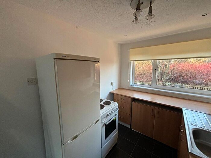 1 Bedroom Flat To Rent In Barclay Road, Motherwell, ML1