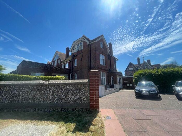 1 Bedroom Flat To Rent In Meads Road, Eastbourne, East Sussex, BN20