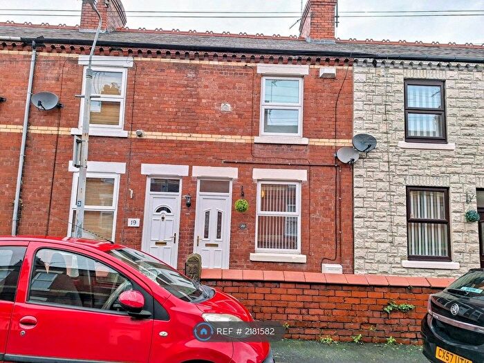 2 Bedroom Terraced House To Rent In Park Street, Wrexham, LL11