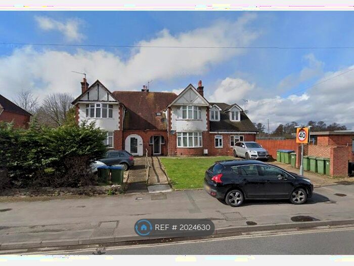 2 Bedroom Flat To Rent In Wide Lane, Southampton, SO18