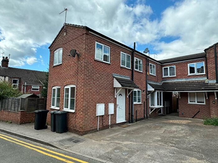 2 Bedroom Town House To Rent In Rudgard Lane, Lincoln, LN1