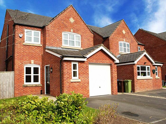 3 Bedroom Detached House To Rent In Larchfield Close, Royton, OL2