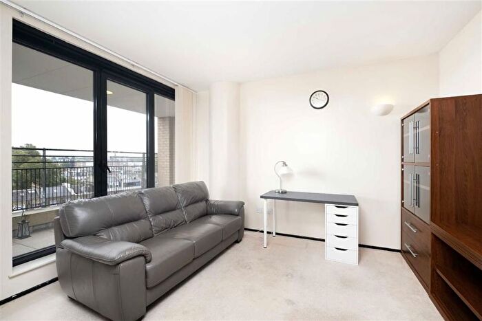1 Bedroom Flat To Rent In Cromwell Road, South Kensington, SW7