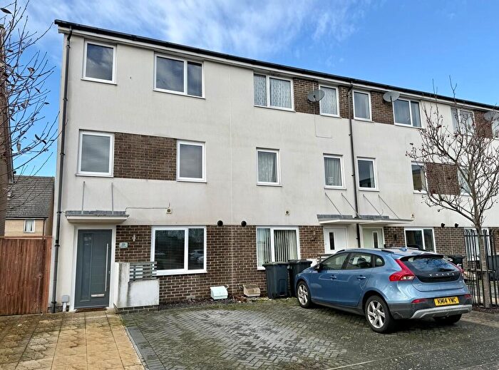 4 Bedroom Town House For Sale In Solebay Way, Gosport, PO13