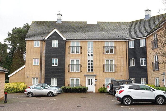 2 Bedroom Apartment For Sale In Tayberry Close, Red Lodge, Bury St. Edmunds, Suffolk, IP28
