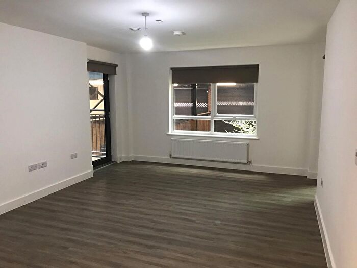 2 Bedroom Flat To Rent In Hurst Street, Liverpool, L1