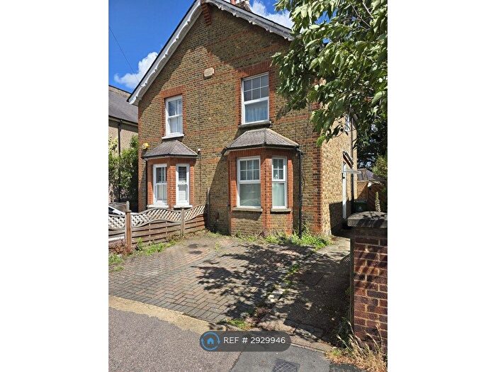 3 Bedroom Semi Detached House To Rent In Red Lion Road, Surbiton, KT6