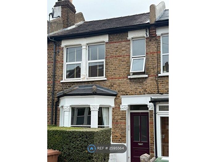 2 Bedroom Flat To Rent In Crofton Park Road, London, SE4