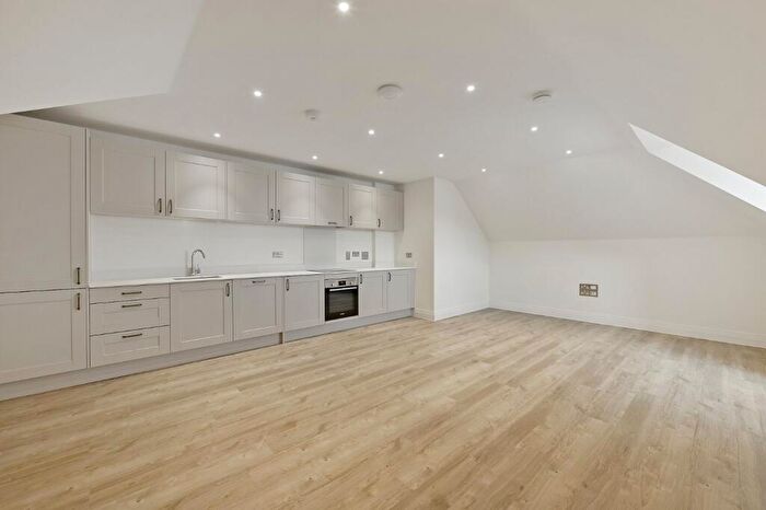 1 Bedroom Apartment To Rent In New Road, Ascot, Berkshire, SL5