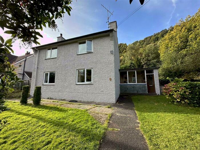 3 Bedroom Detached House For Sale In Gwydyr Road, Dolgarrog, LL32