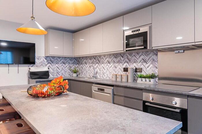 1 Bedroom Flat To Rent In Gloucester Road, Bristol, BS7