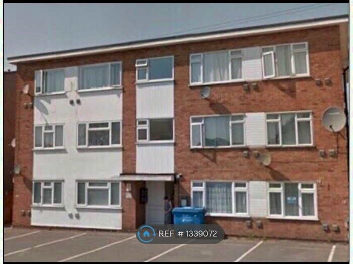 2 Bedroom Flat To Rent In Rainsford Lane, Chelmsford, CM1