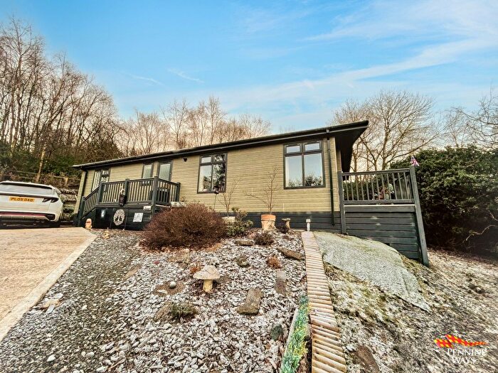 2 Bedroom Park Home For Sale In Blenkinsopp Castle Home Park, Greenhead, CA8