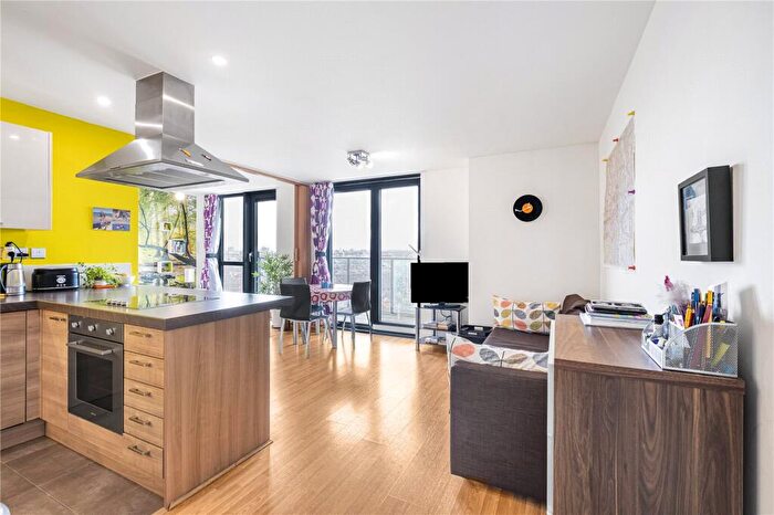 Studio To Rent In Homerton Road, London, E9