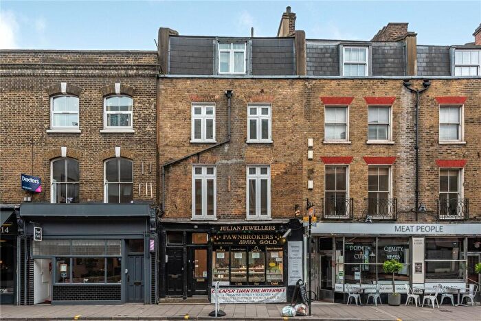 Studio To Rent In Essex Road, Islington, Angel, London, N1