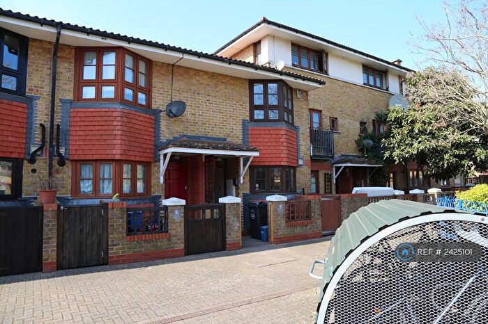 2 Bedroom Terraced House To Rent In Meadow Close, London, E9