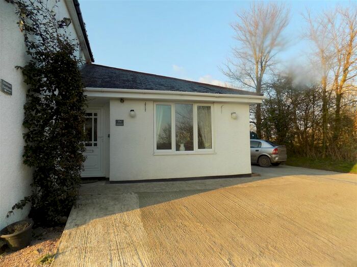2 Bedroom Property To Rent In Bondleigh, North Tawton, EX20