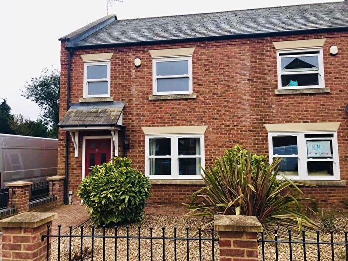 3 Bedroom Semi-Detached House To Rent In Minster Court, Long Sutton, Spalding, PE12