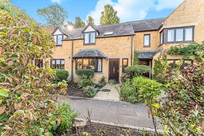 2 Bedroom Terraced House For Sale In The Lanes, Bampton, Oxfordshire, OX18