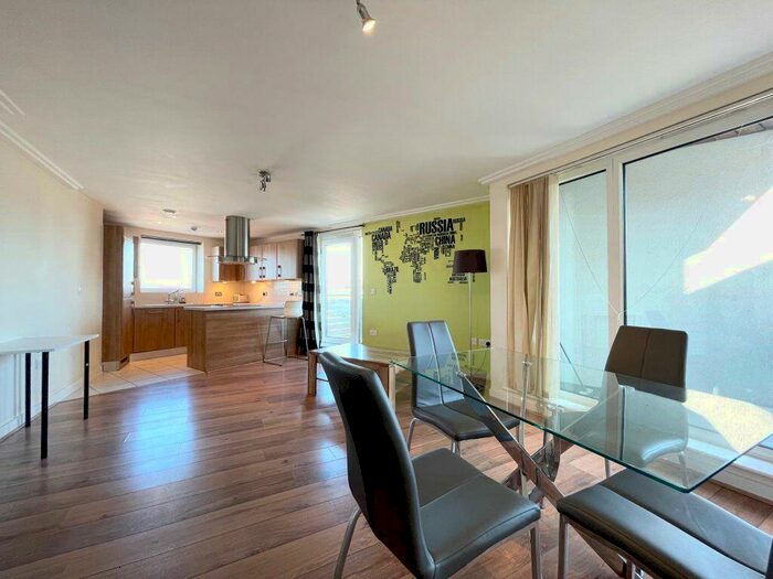 2 Bedroom Flat To Rent In Stepney Court, City Point -, P14