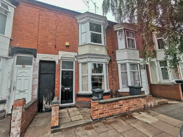 3 Bedroom House To Rent In Stuart Street&lt; Leicester, LE3