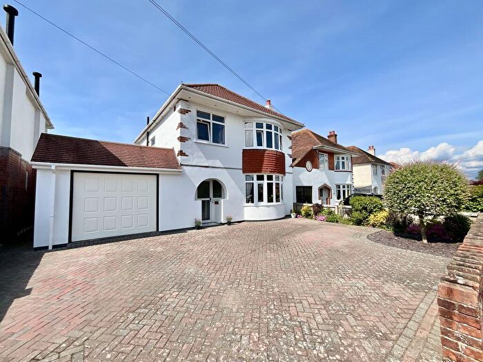 3 Bedroom Detached House For Sale In Petersfield Road, Boscombe East, BH7