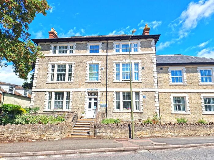1 Bedroom Apartment For Sale In Hometree House, London Road, Bicester, OX26
