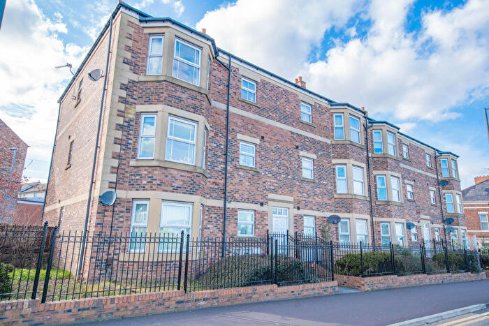 2 Bedroom Apartment To Rent In Hartington Court, Durham Road, Low Fell, Gateshead, NE8