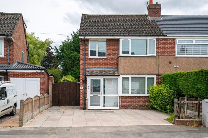 3 Bedroom Semi-Detached House For Sale In Marians Drive, Ormskirk, L39