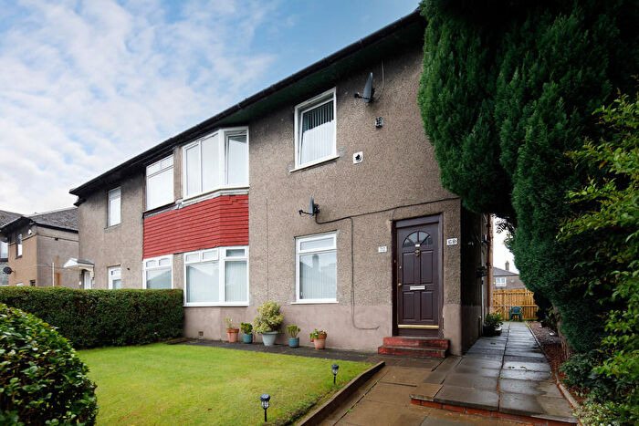 3 Bedroom Flat For Sale In Lammermoor Avenue, Cardonald, Glasgow, G52